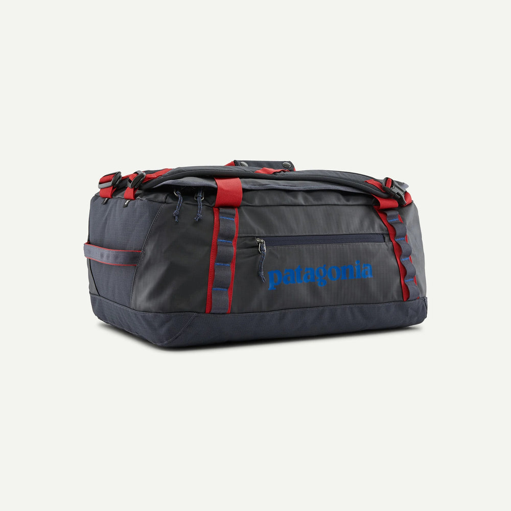 
                  
                    Black Hole Duffel 40L
                  
                